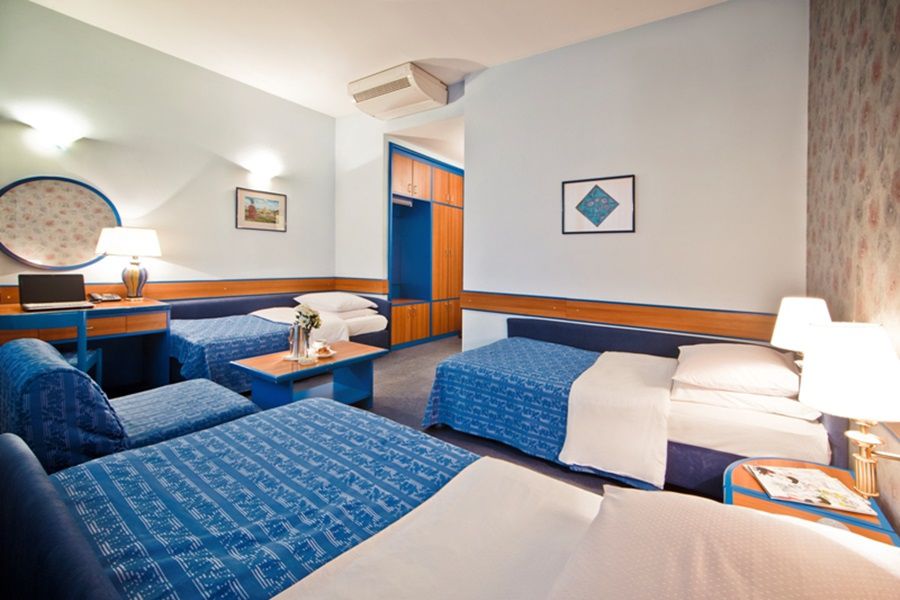 Hotel Central Zagreb Buitenkant foto
