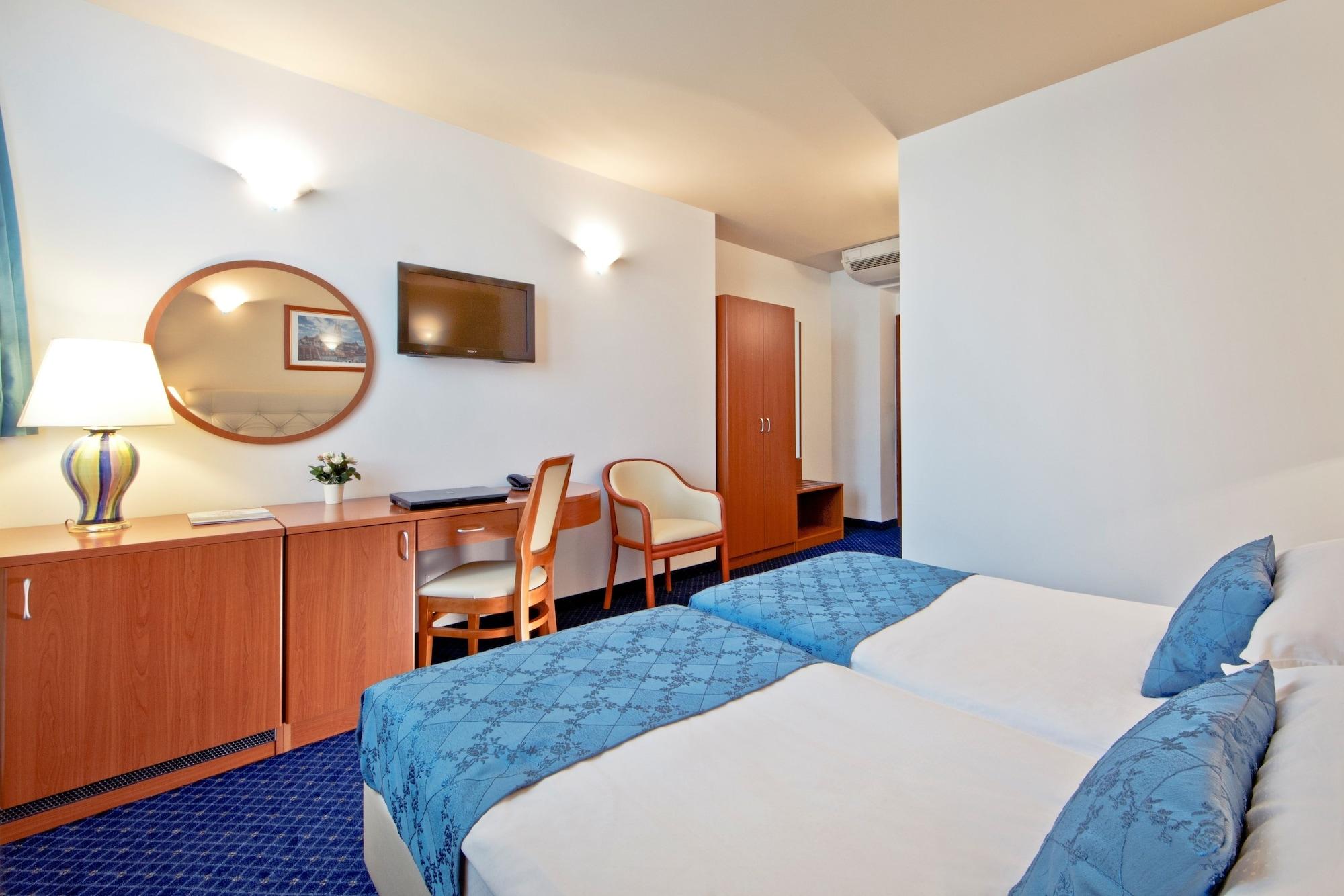 Hotel Central Zagreb Buitenkant foto